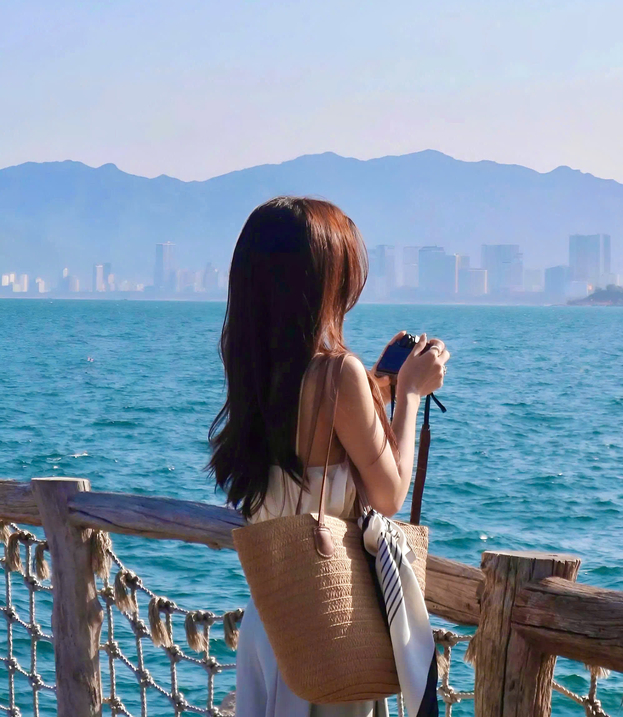 MƯỜI NĂM ĐẾM NGƯỢC