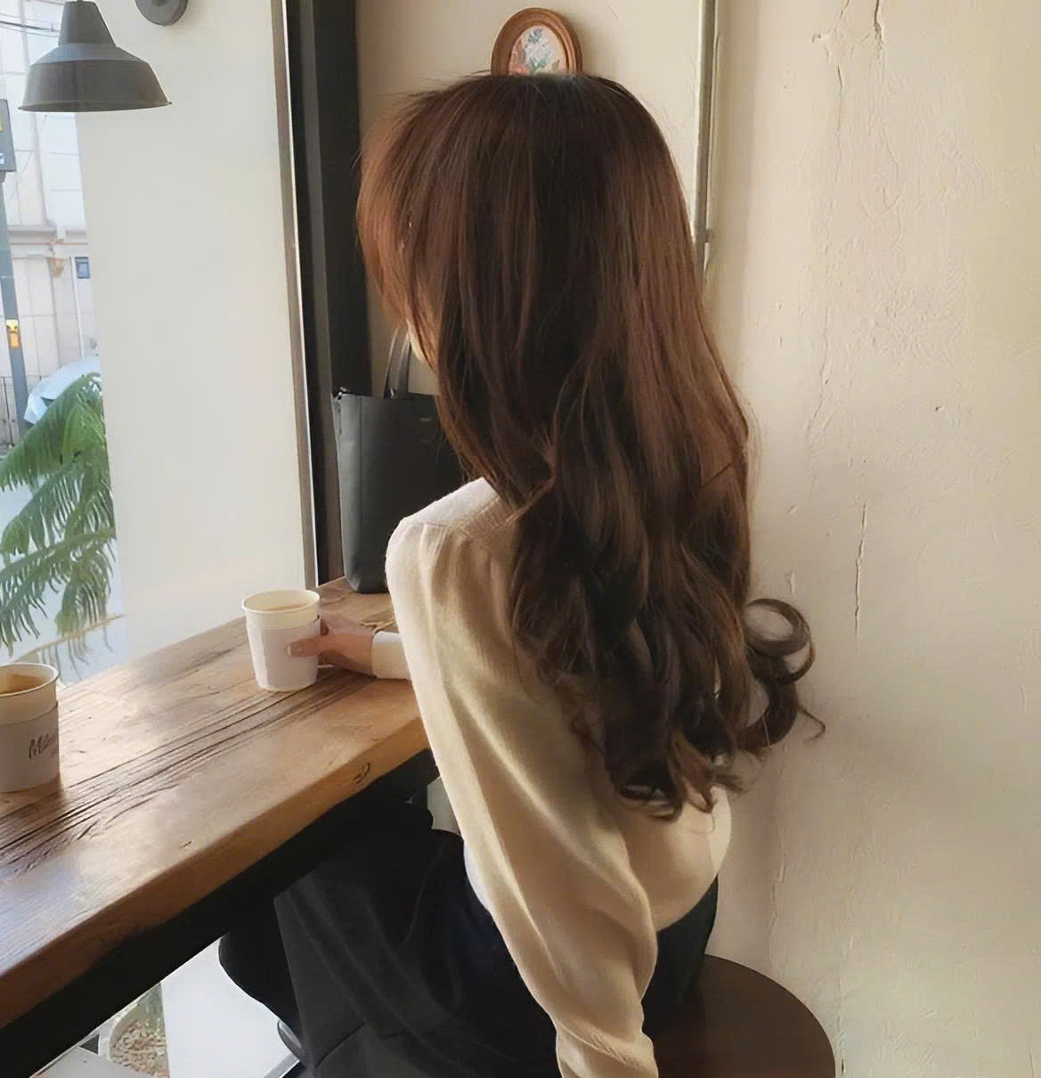 NGƯỜI MÀ TÔI THEO ĐUỔI